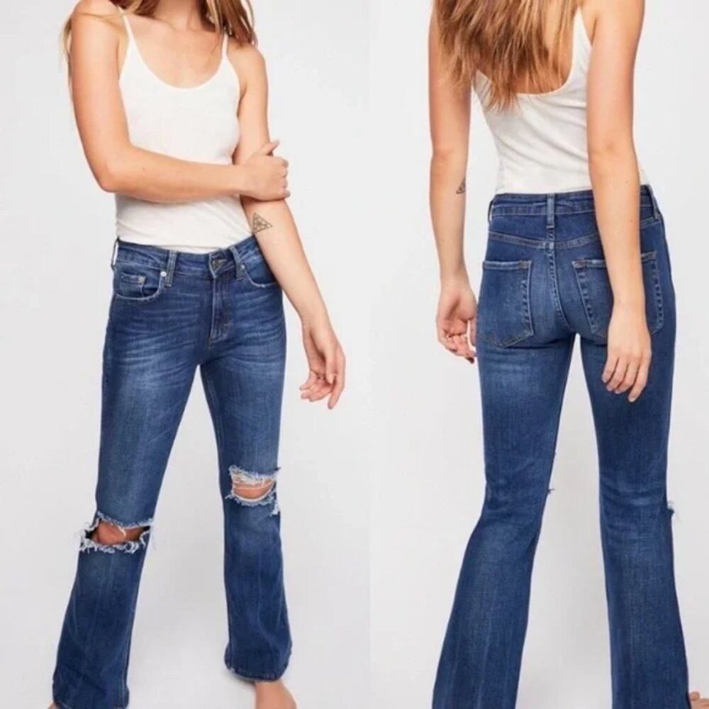 Free People Flare Jeans SZ 24 Mid Rise Distressed